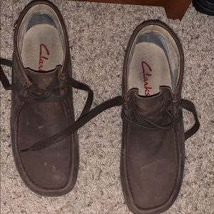 high top clark wallabies size 7.5